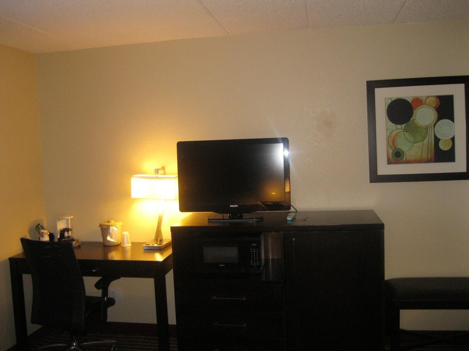 Best Western Germantown Inn Bagian luar foto