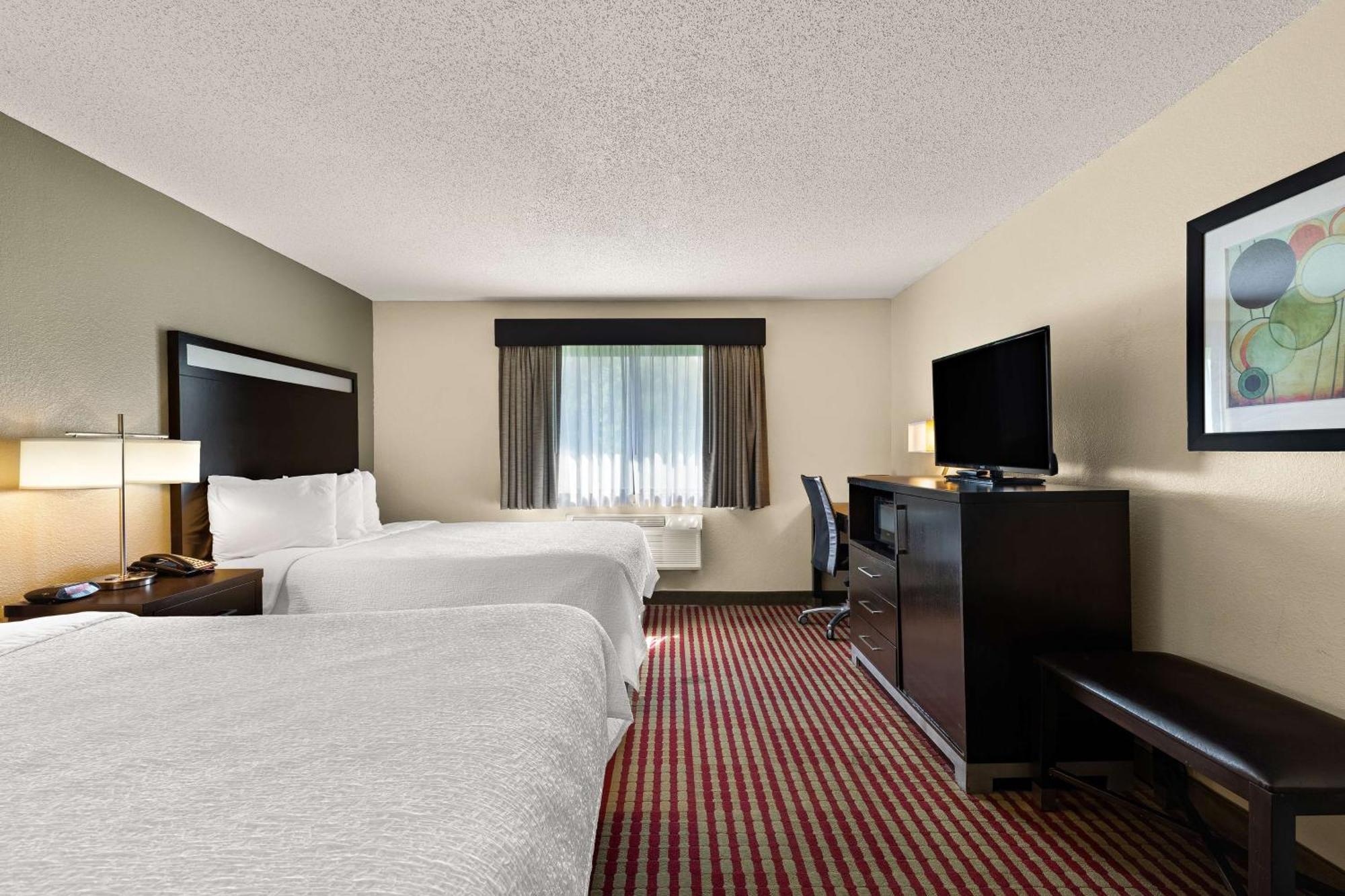 Best Western Germantown Inn Bagian luar foto
