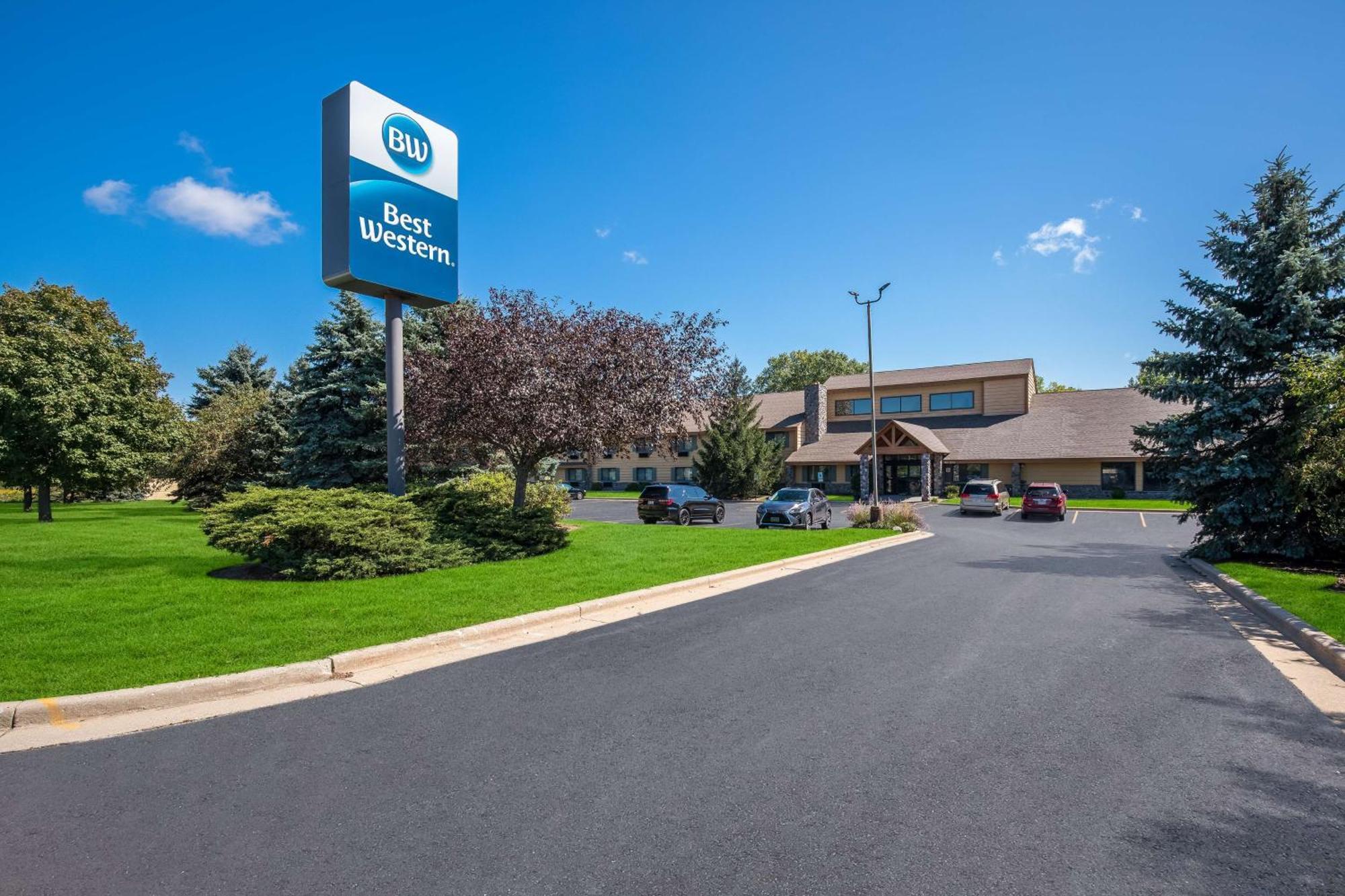 Best Western Germantown Inn Bagian luar foto